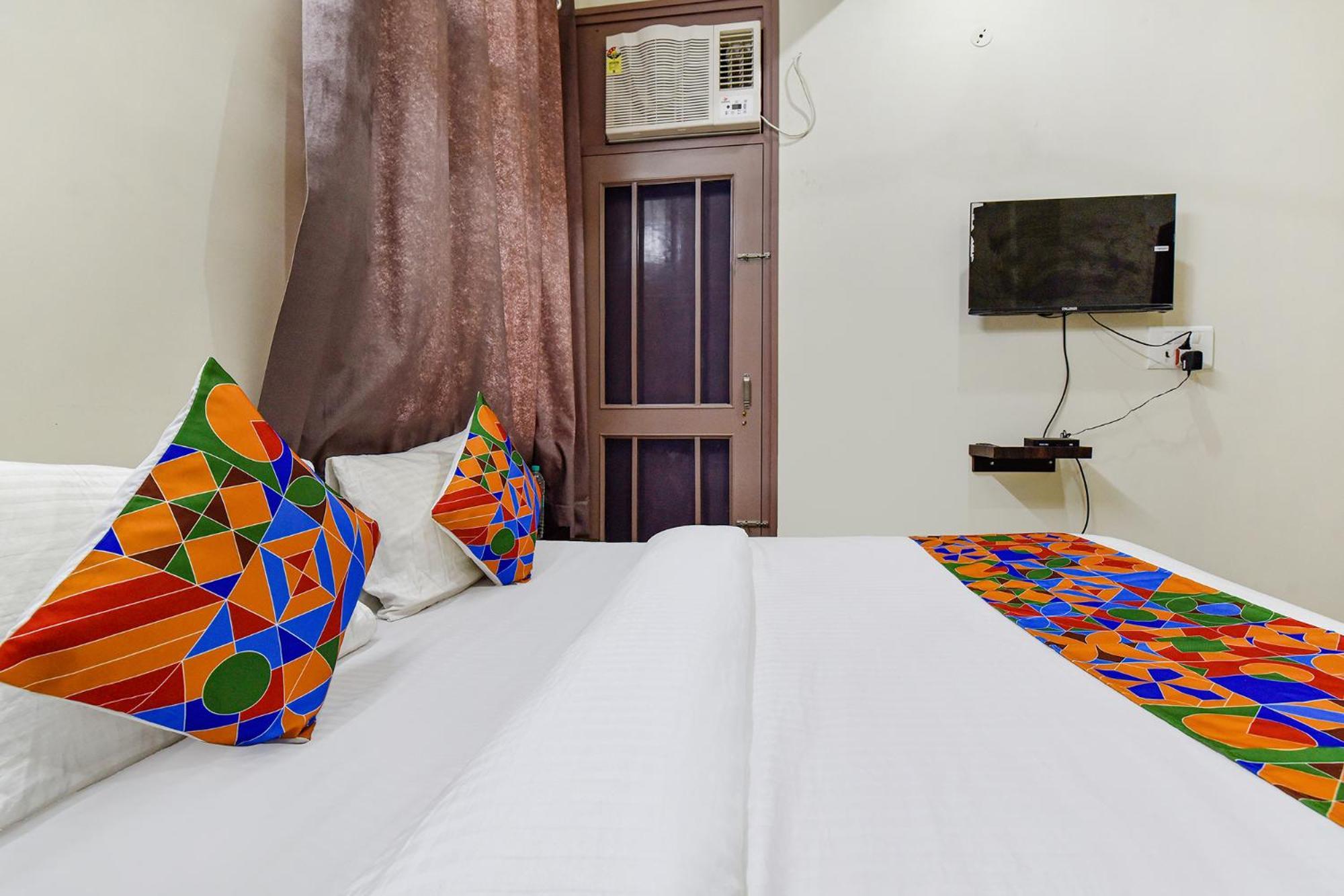 Fabhotel Moon Light Palace Jaipur Exterior photo